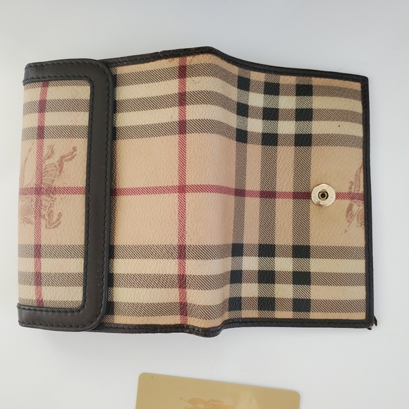 Burberry wallet - Picture 10 of 16